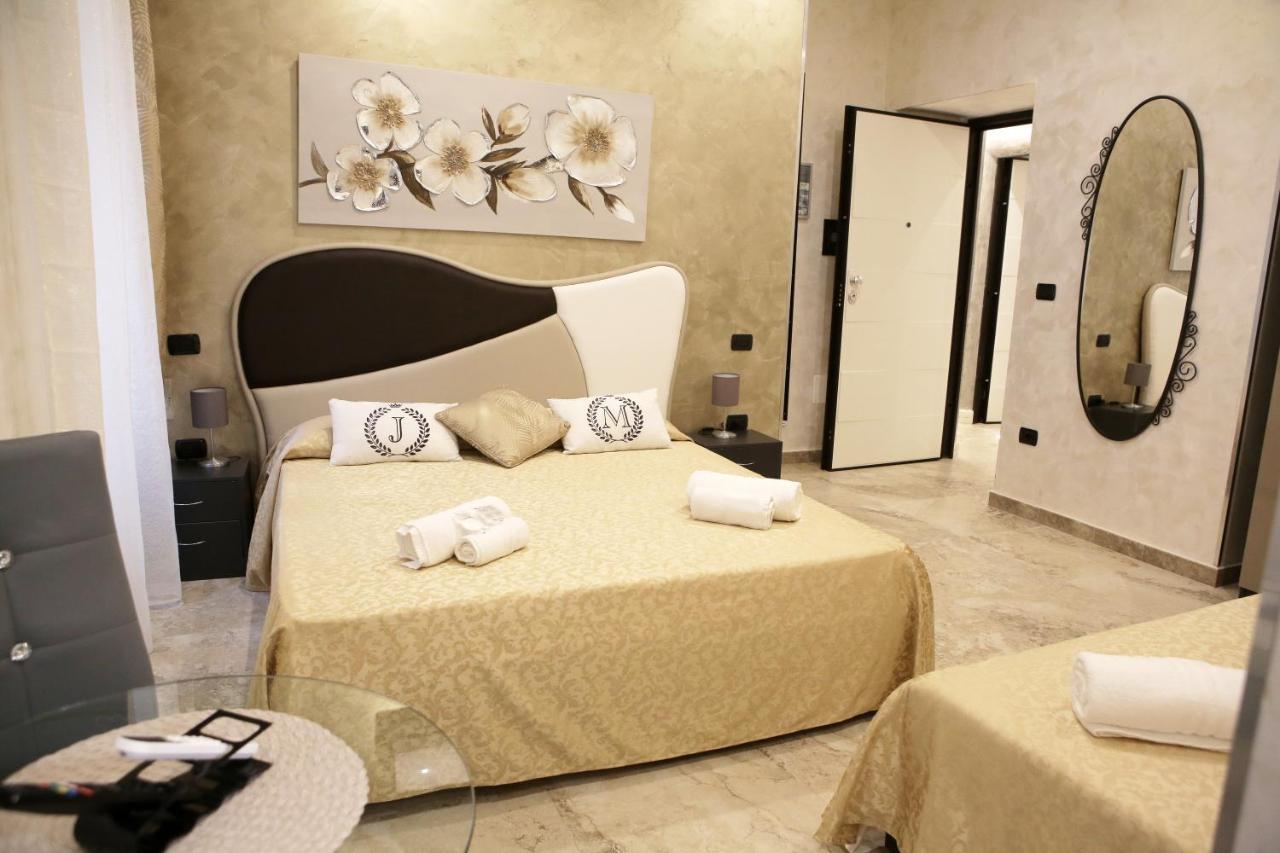 Jadore Monic Roma Exterior foto